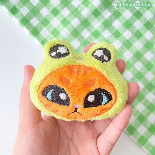 Purin the Frog Cat Plush Keychain