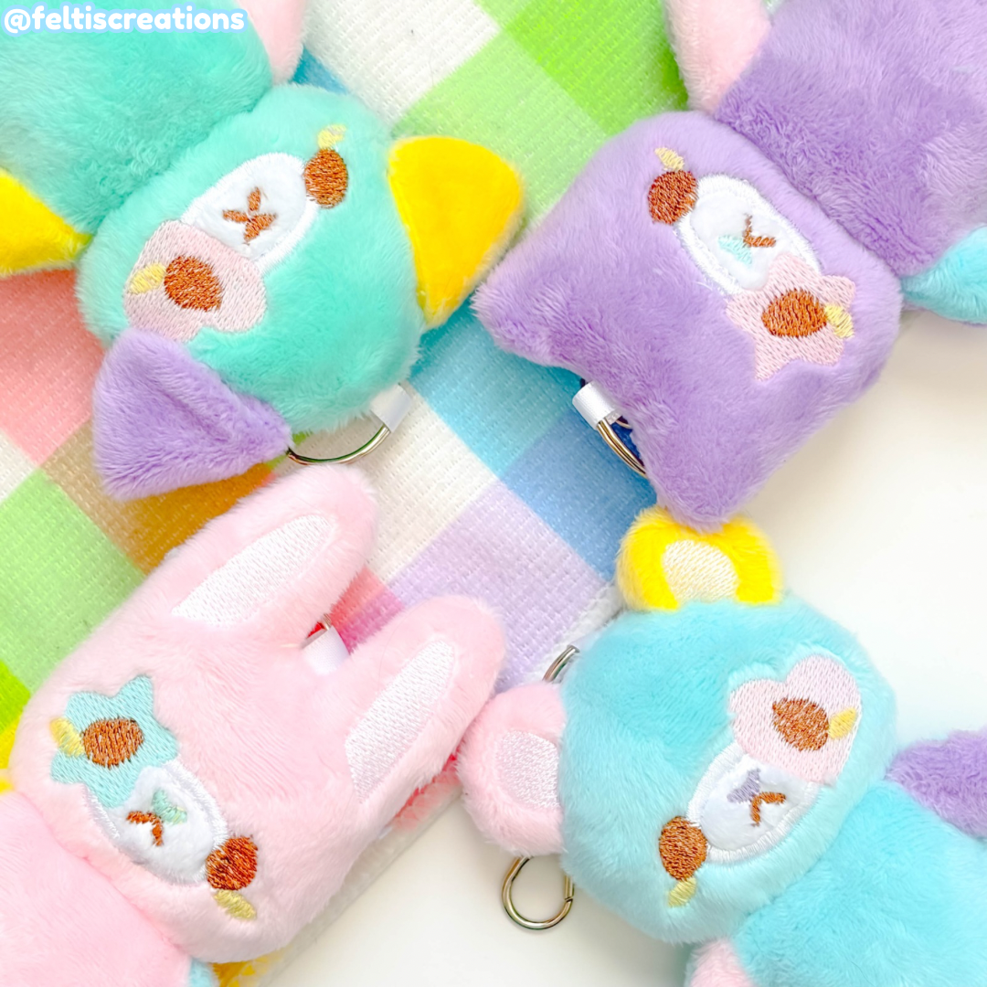 Cozy Cuddles Plush Keychain (Mystery Box)